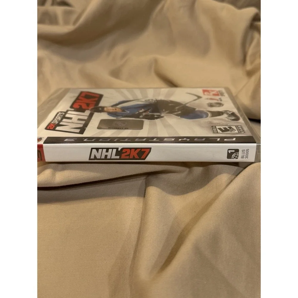 2K Sports NHL 2K7 PlayStation 3 Hockey Game with Case and Manual Factory Sealed